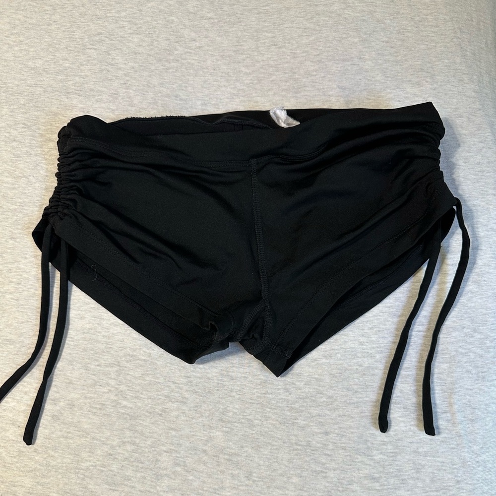 Mika Yoga Black Women's Shorts